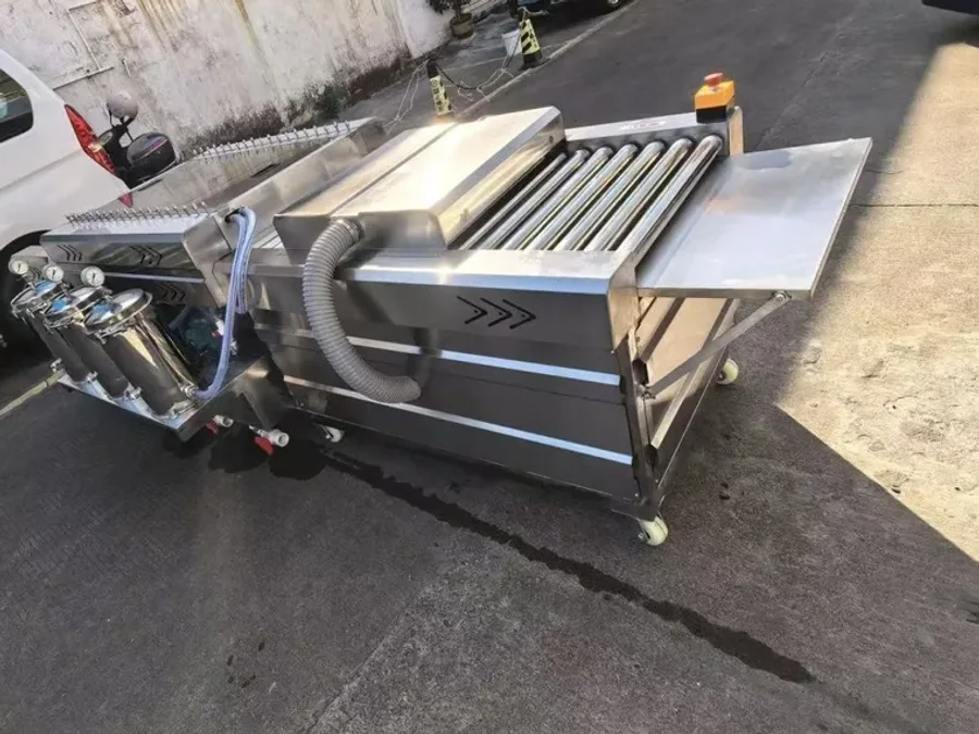 Metal parts industrial cleaning machine for hardware washing